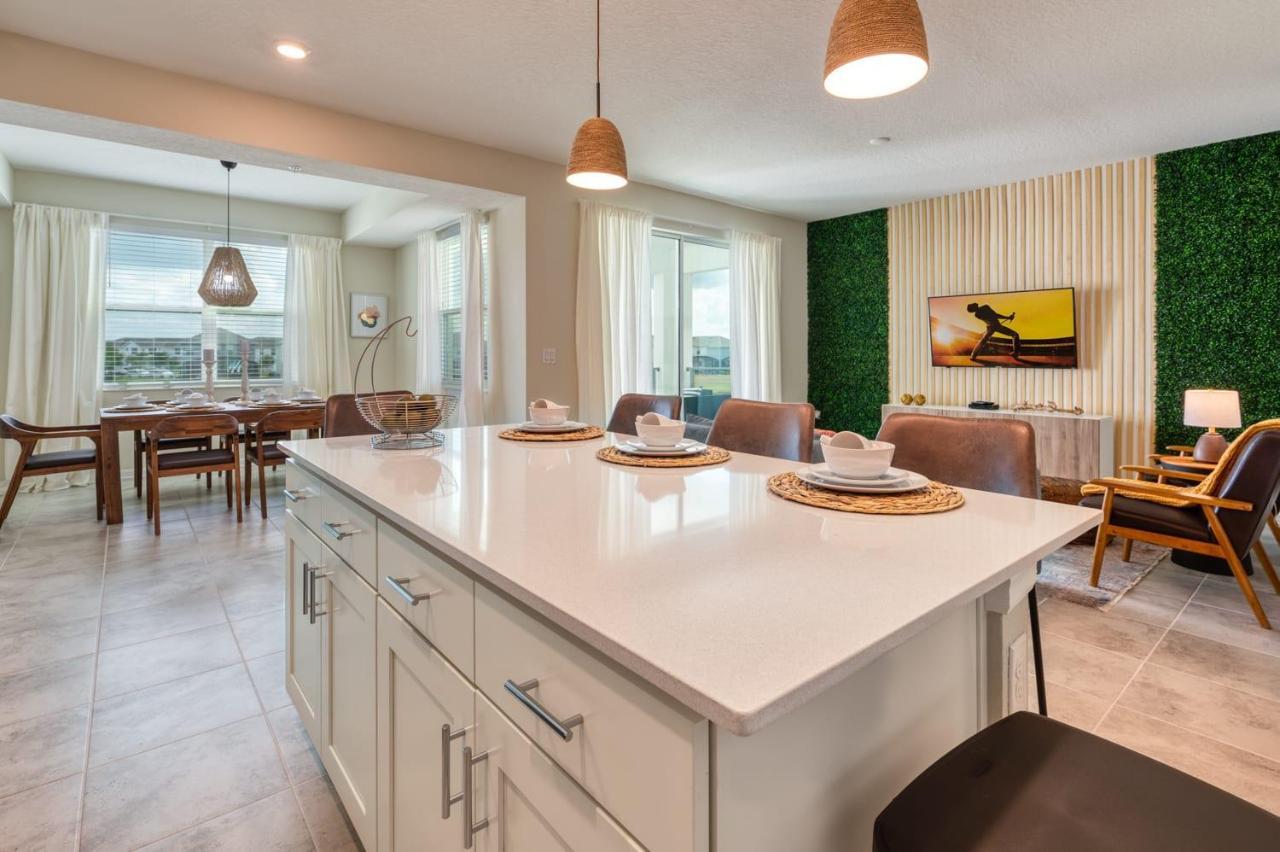 Modern Apartment With Mickey Themed Bedroom Kissimmee Exteriör bild